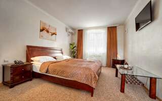 Отель Отель Маринара Одесса Полулюкс-4