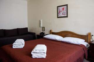 Отель Отель Маринара Одесса Полулюкс-2